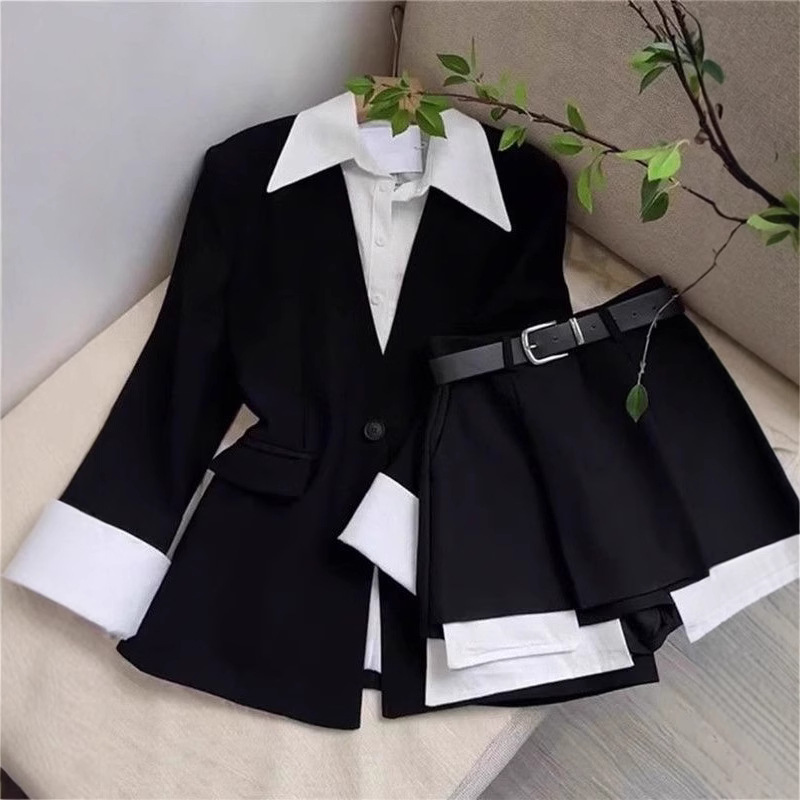 Kadın İki Parçalı Etek Takımla - Double Breasted Blazer incelemesi ve fiyatı